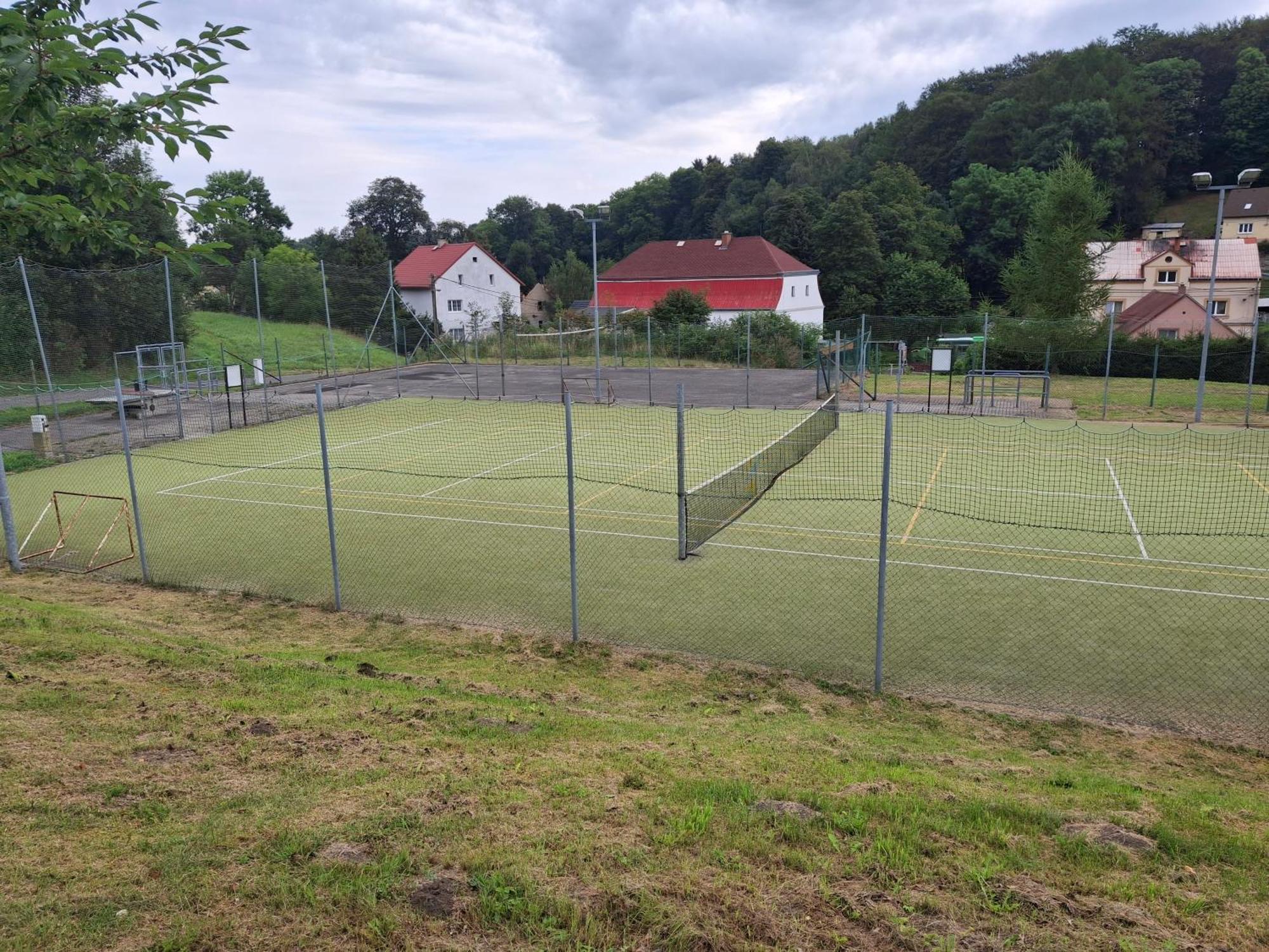 Ubytovani U Kostela Usti nad Labem Ngoại thất bức ảnh