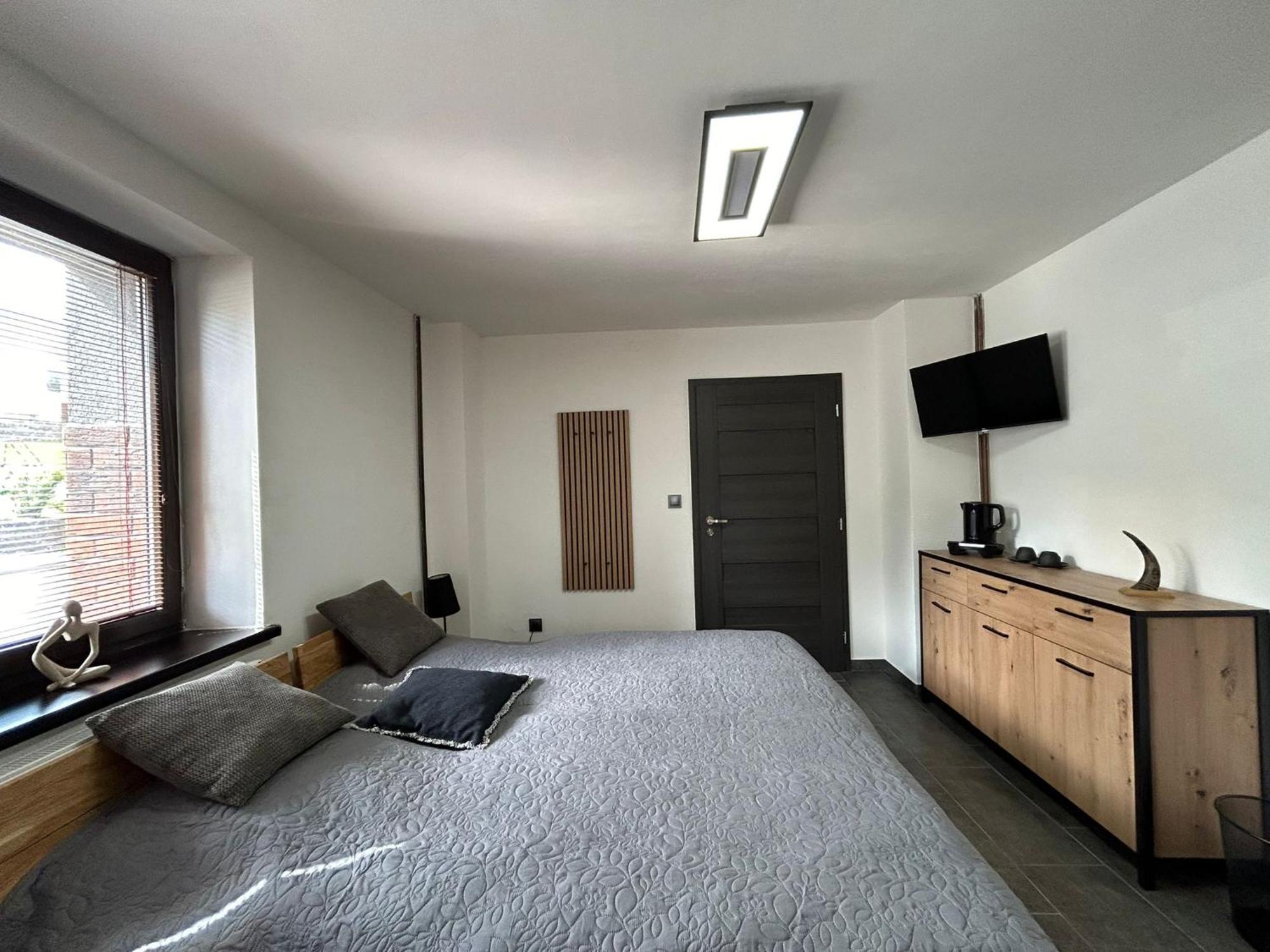 Ubytovani U Kostela Usti nad Labem Ngoại thất bức ảnh